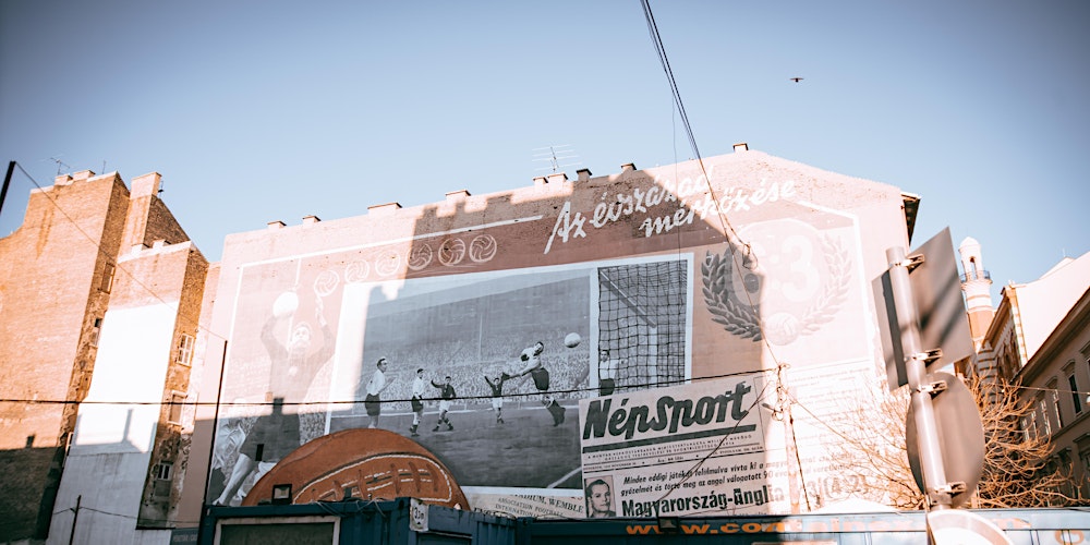 Alternative Street Art Free Walking Tour