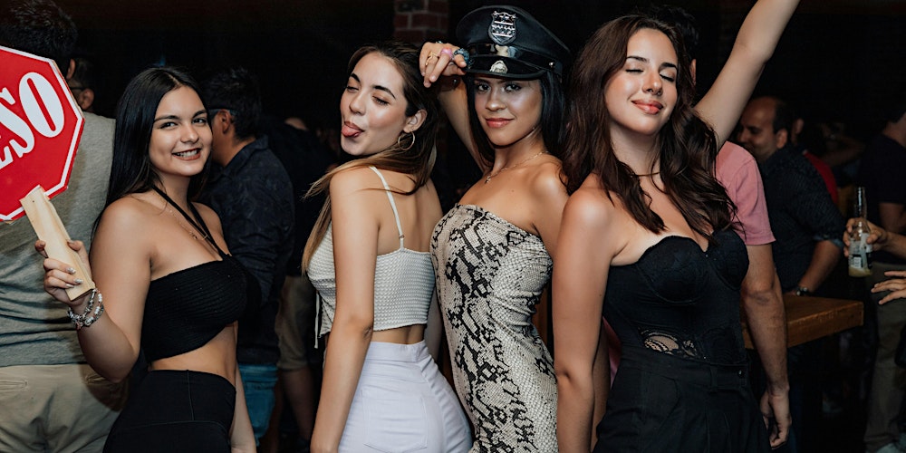 Play & Party - Halloween Pub Crawl