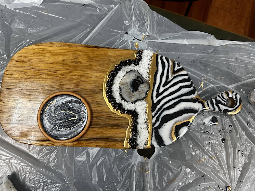 Resin Cheeseboard and coasters set