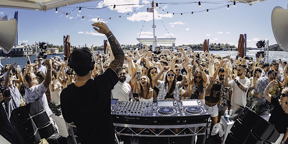 CRUISE LIKE THIS // CALLYY & FRIENDS // SAT 21 MAR // GLASS ISLAND