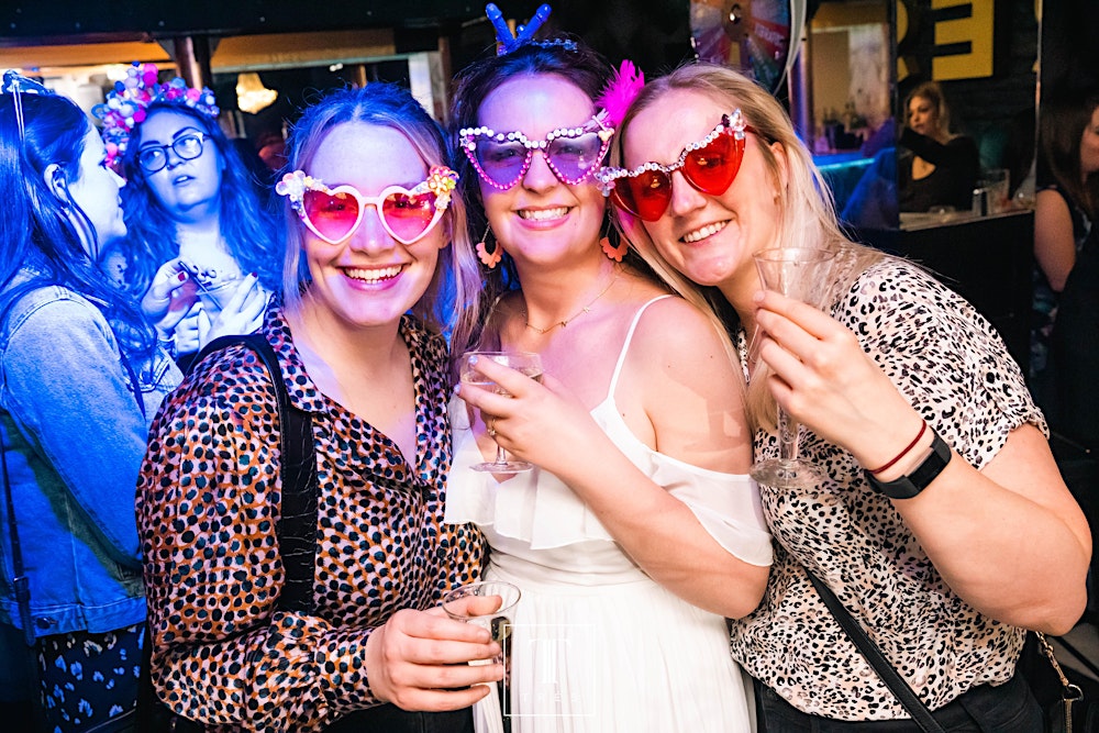 The Drag Queen PUB CRAWL: Liverpool's Ultimate Experience!