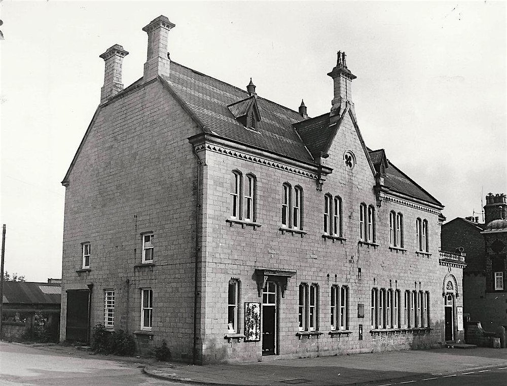 Guiseley Theatre, Guiseley nr Leeds - Paranormal Event/Ghost Hunt 16+