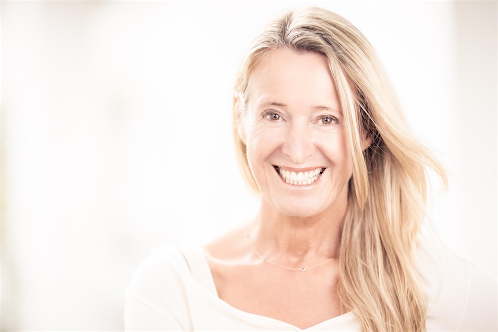 YOGA TEACHER TRAINING - 200h Yoga Alliance mit VERONIKA RÖSSL