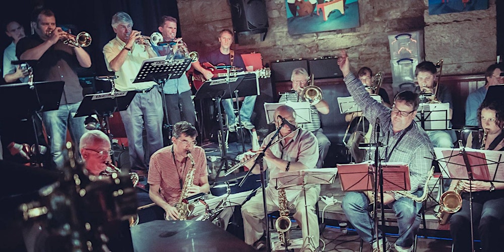 The Jazz Bar's 17-Piece Big Band [Jazz]