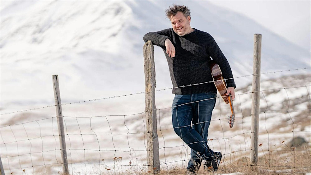 Svavar Knutur at Live At The Law