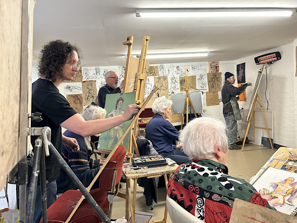 Mad Monday short pose life drawing session 6.30 - 8pm weekly Glasgow East