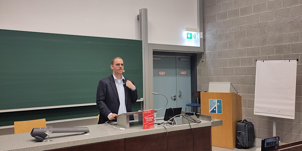 Lesung: Kinder - Minderheit ohne Schutz