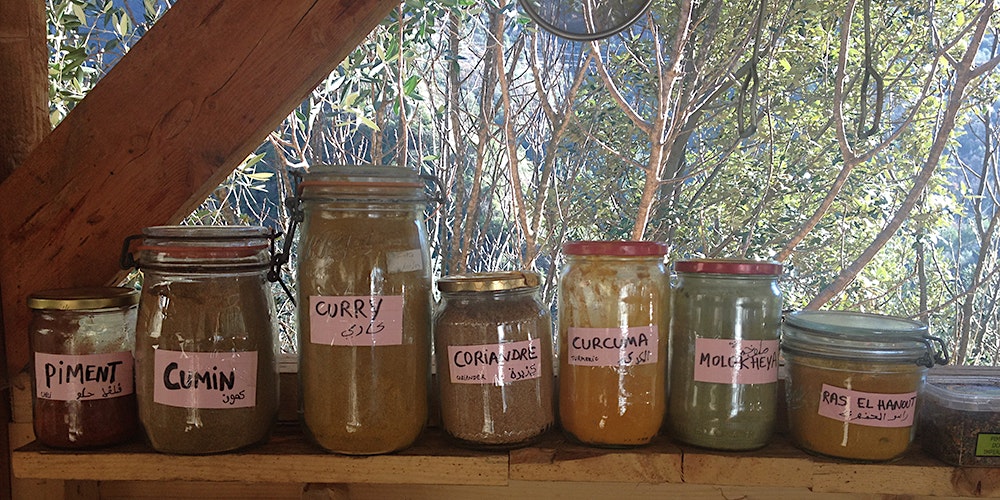 Lecture croisée : être proche dans un ailleurs ?