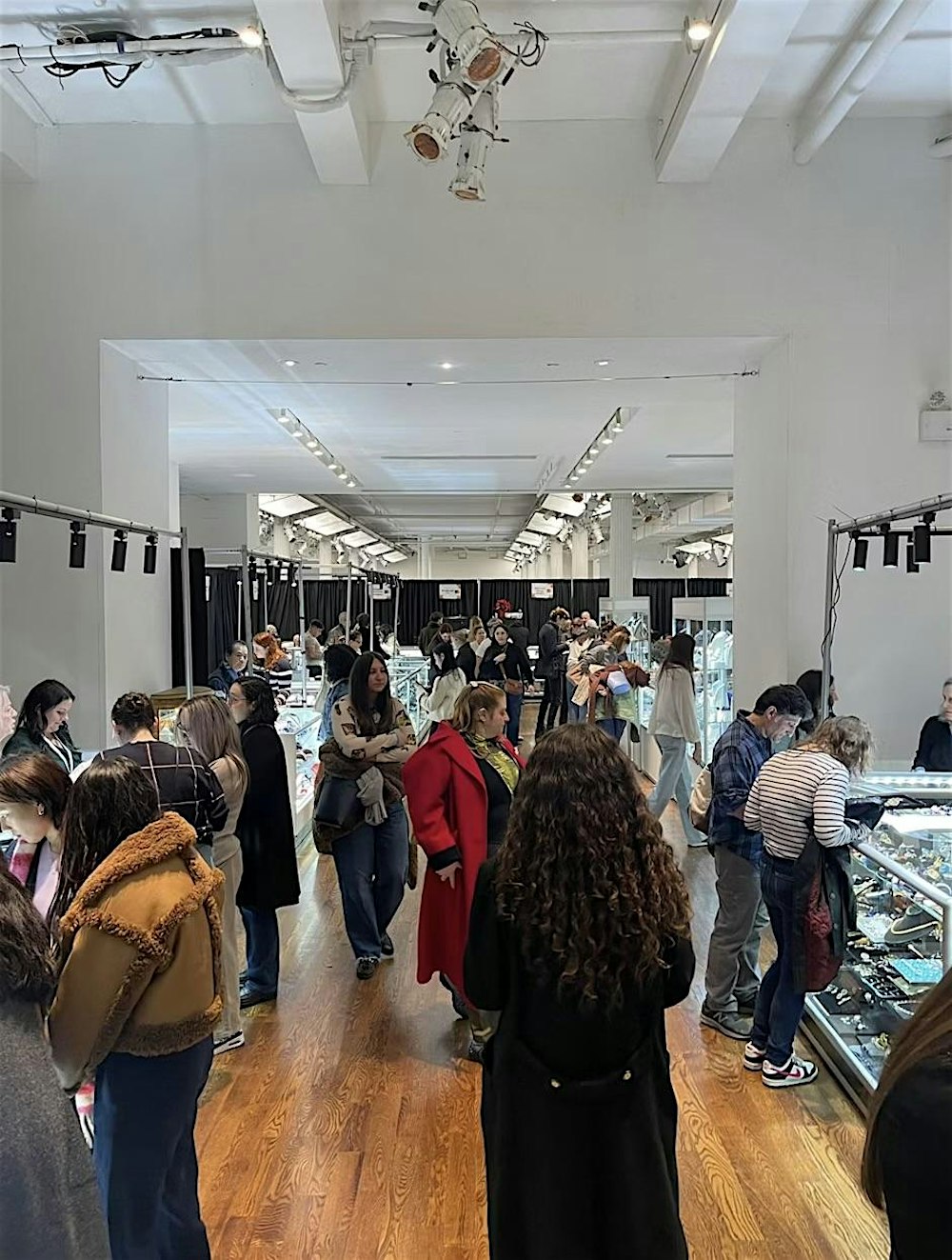 NYC Spring Jewelry, Antique & Object Show