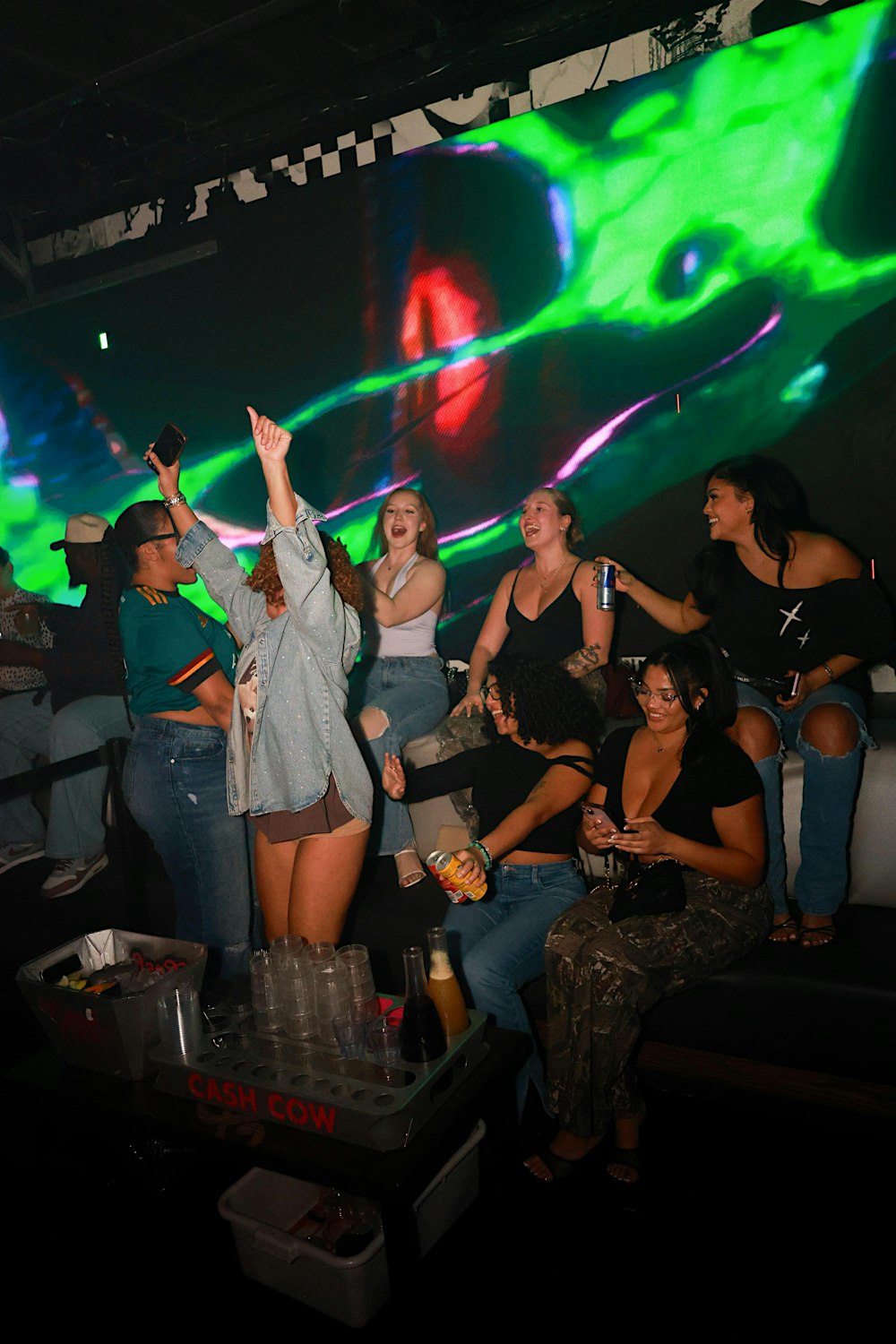 REWIND WEDNESDAYS • CASH COW • R&B vs Everybody