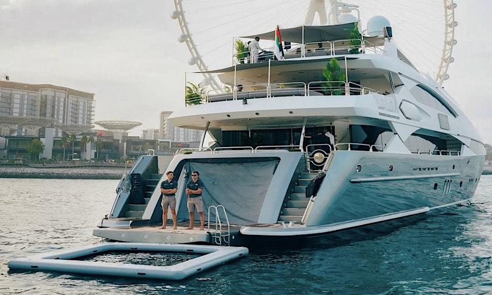 Dubai: Ultimate 5 Stars Super Luxury Yacht Experience, 26th Jan