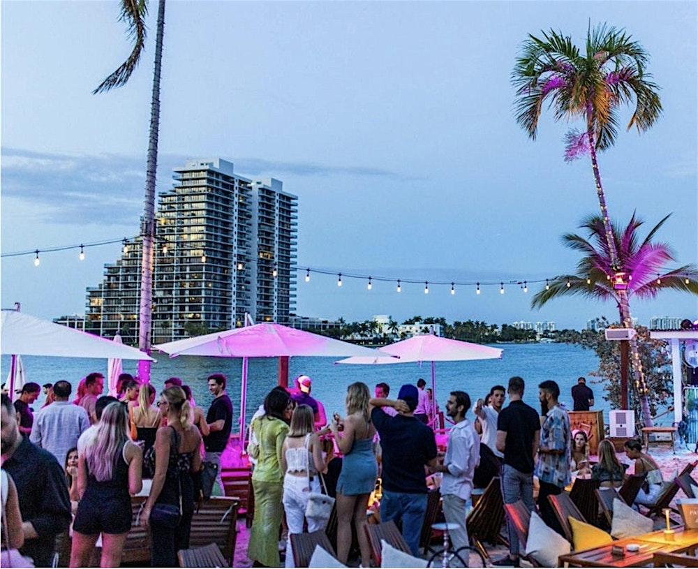 Singles Mixer at Exclusive Beach Club in Miami!