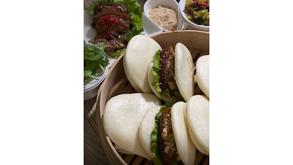 Taiwanese Hamburger (刈包）