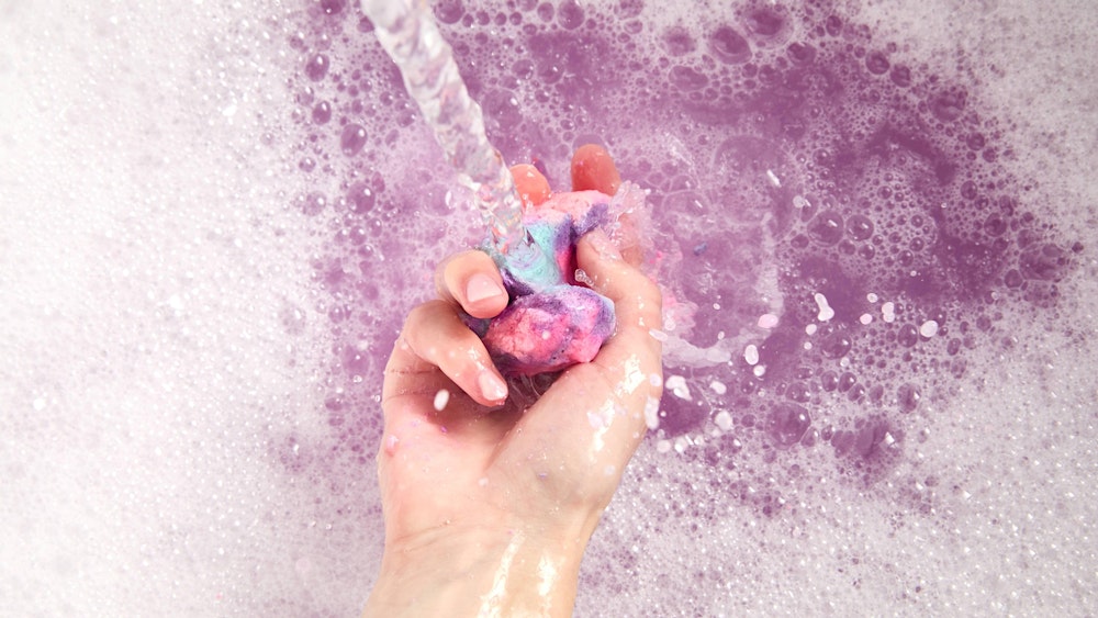 Lush Stirling- Sleepy Bubble Bar Making