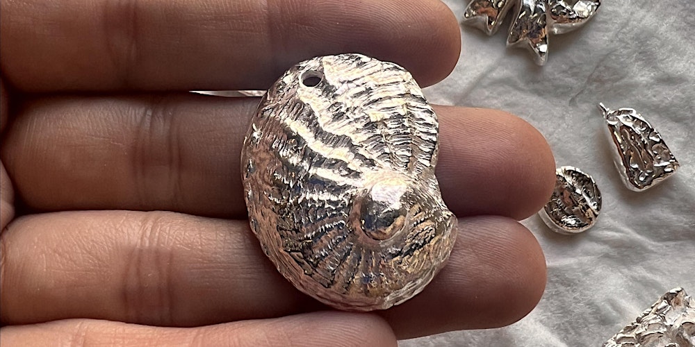 Adelaide CBD Casting Nature Into Silver: Pendant or Earrings Workshop