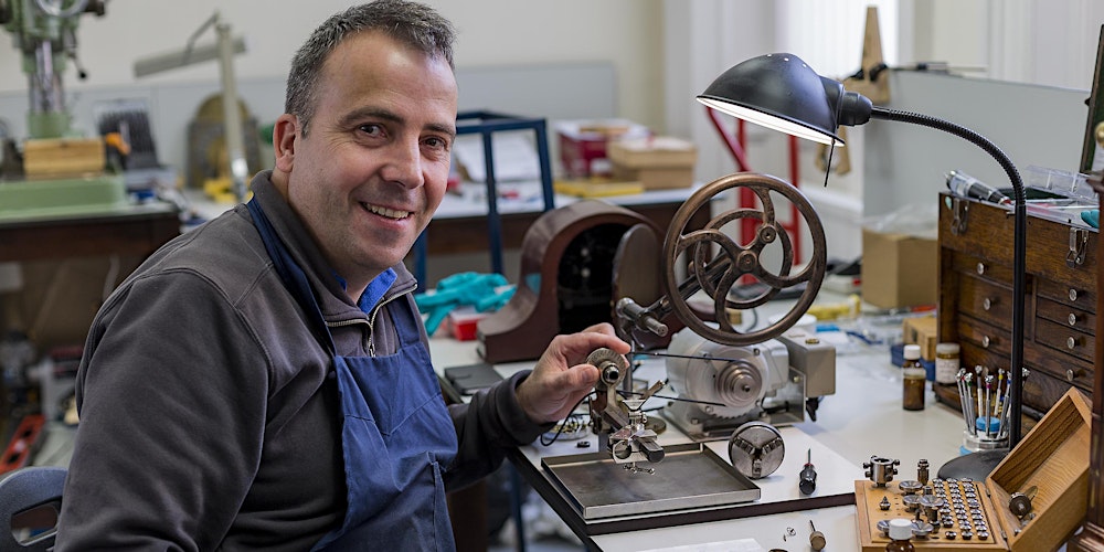 April Lecture: ‘The evolution of timekeeping’