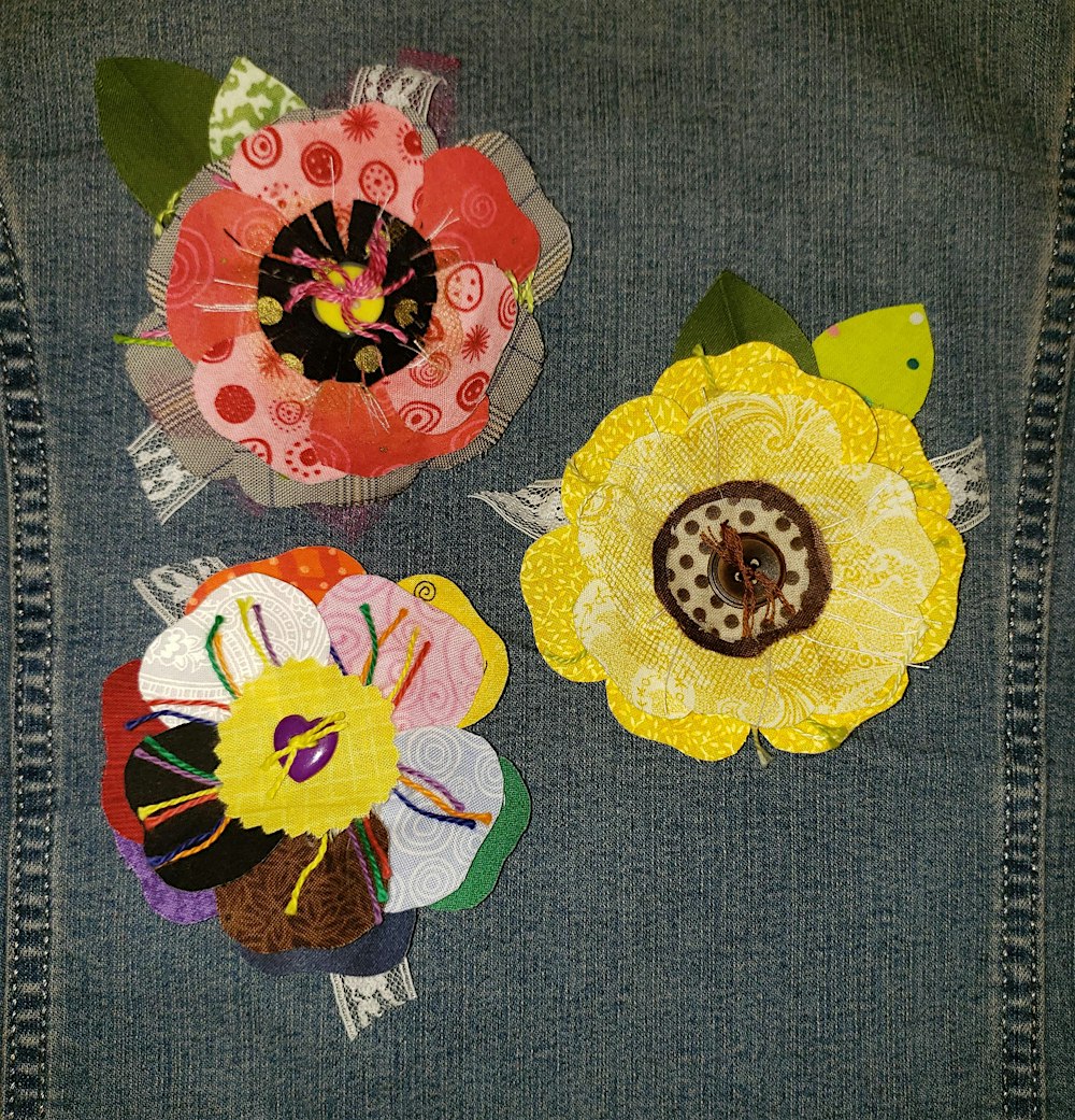 Friday Nite Workshop: Flower Pins with Ana Alston