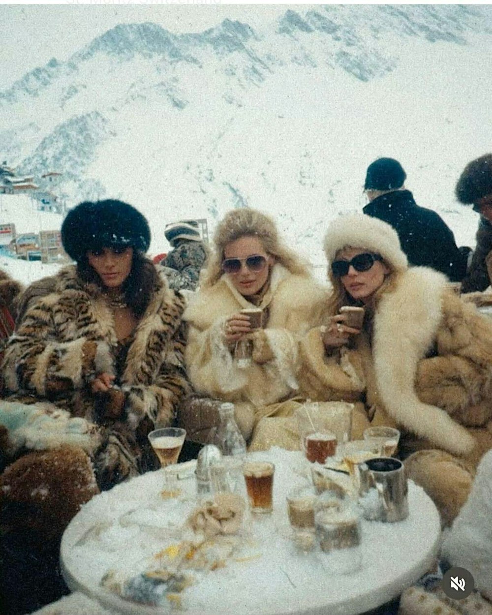 Après Ski @ Rebel Rebel