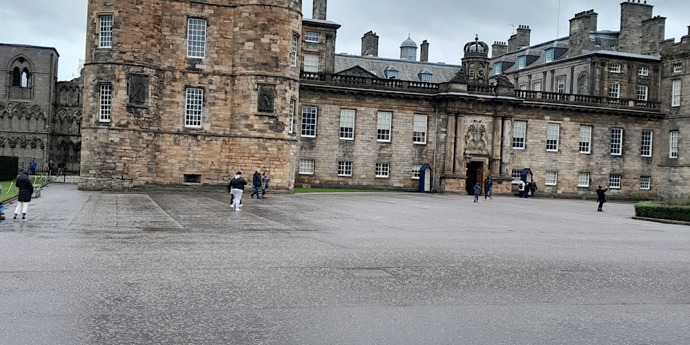 Edinburgh main sights Tour