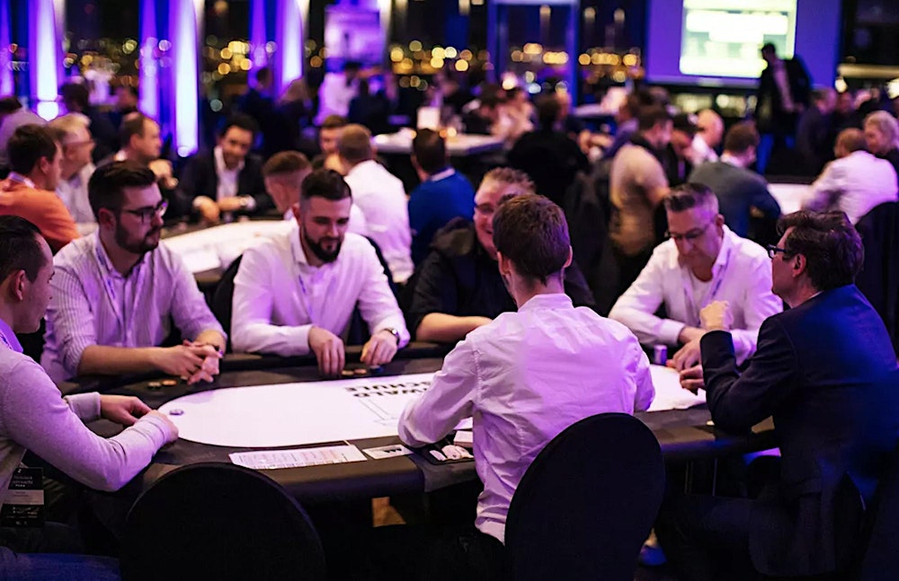 ADEMAX BusinessPokern Berlin - Kontakte spielerisch knüpfen