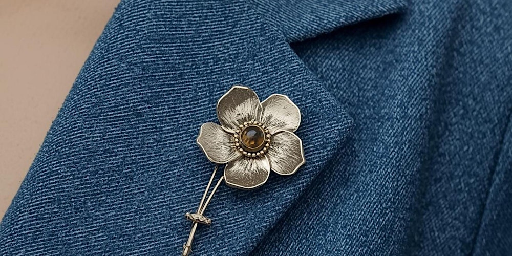 Laugh Your Craft Off: Flower Pins