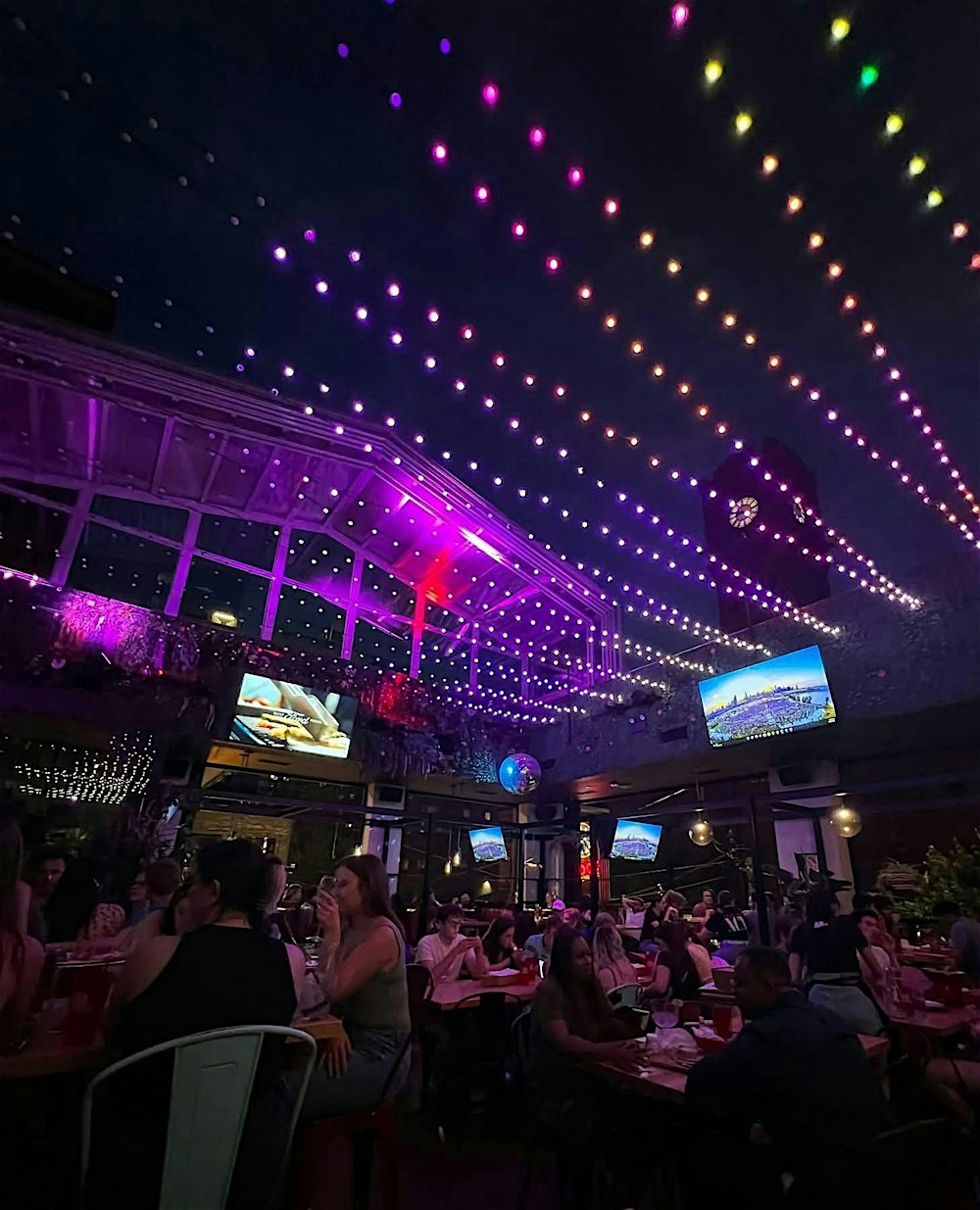 ReserV  Rooftop Saturdays Juke Vs Hip Hop (West Loop,  Chicago)