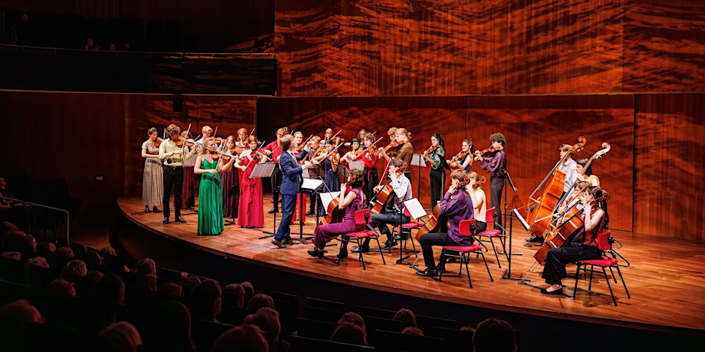 Nederlands Jeugd Strijkorkest met 'Danubia'