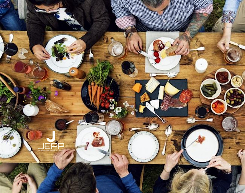 Samen lunchen na onze (frisbee)wandeling