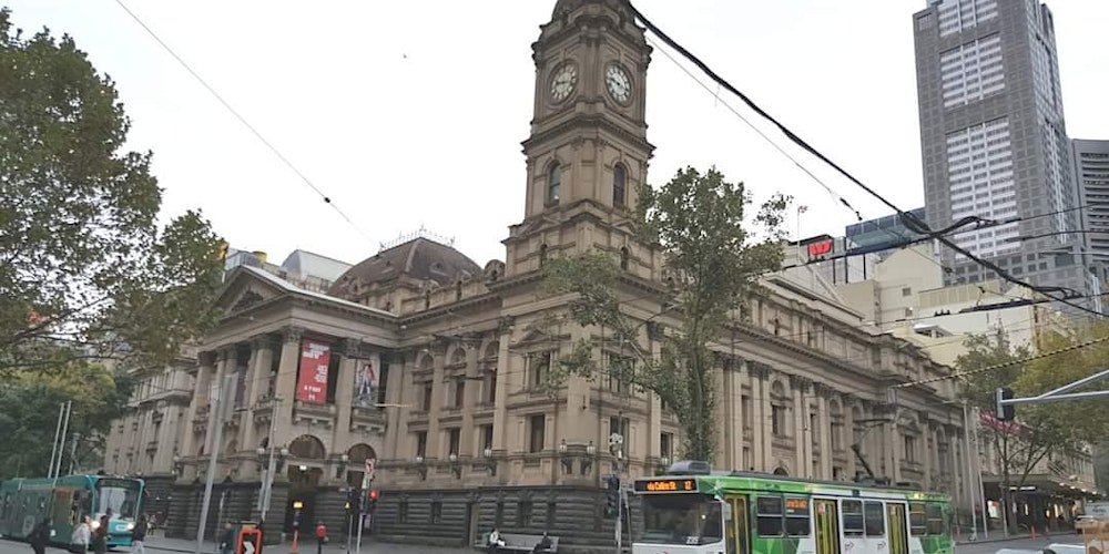 Melbourne Town Hall Famil Tours
