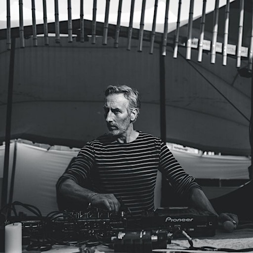 5 Rhythms Dance with Oliver