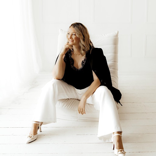 Connect Women In  Biz